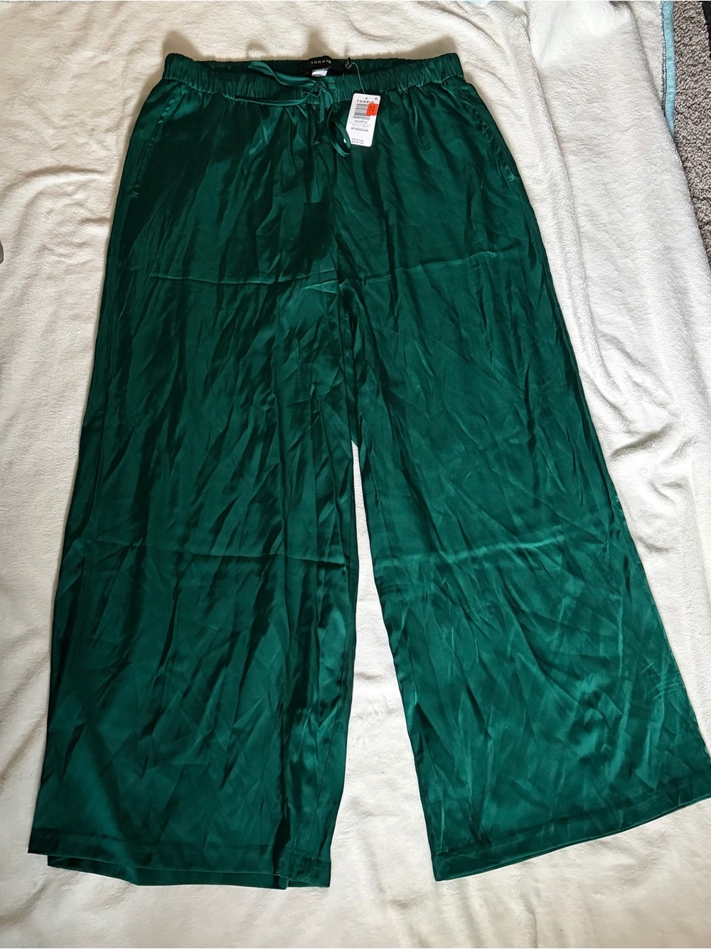 torrid Emerald Green Satin Wide-Leg Pants